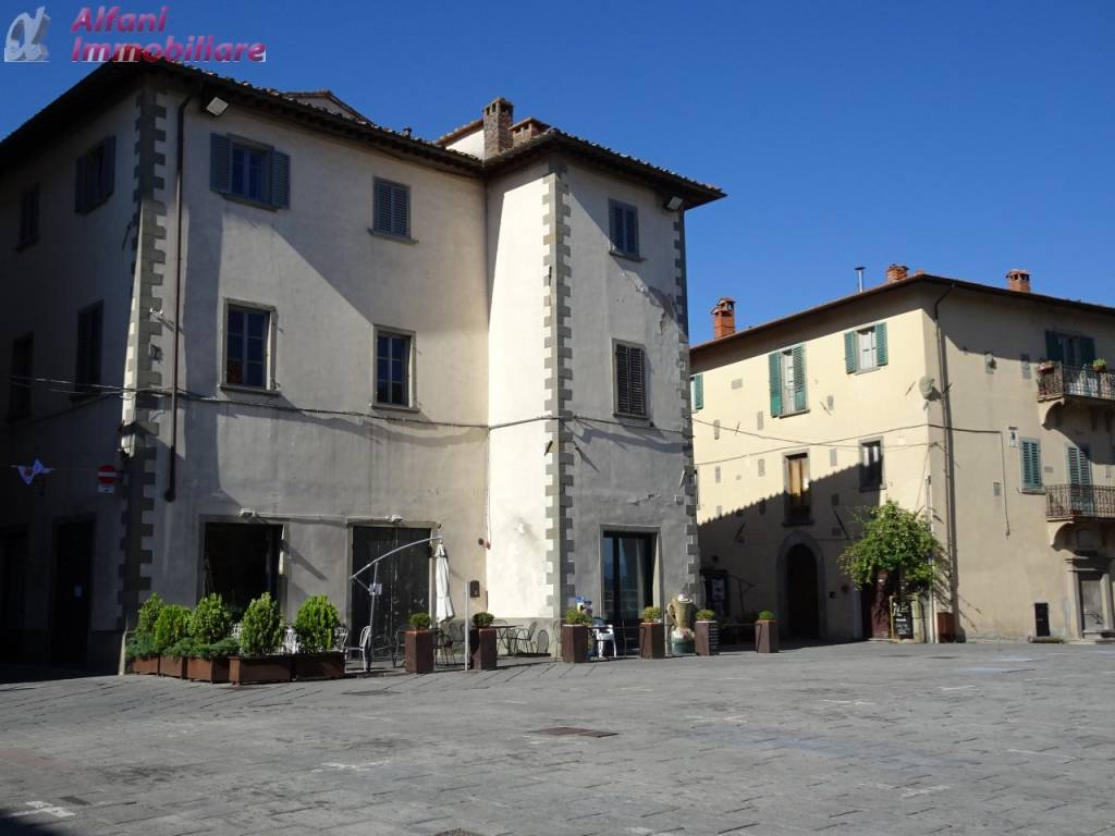 Appartamento a Bibbiena in piazza Camaiani, 6 - Foto 3