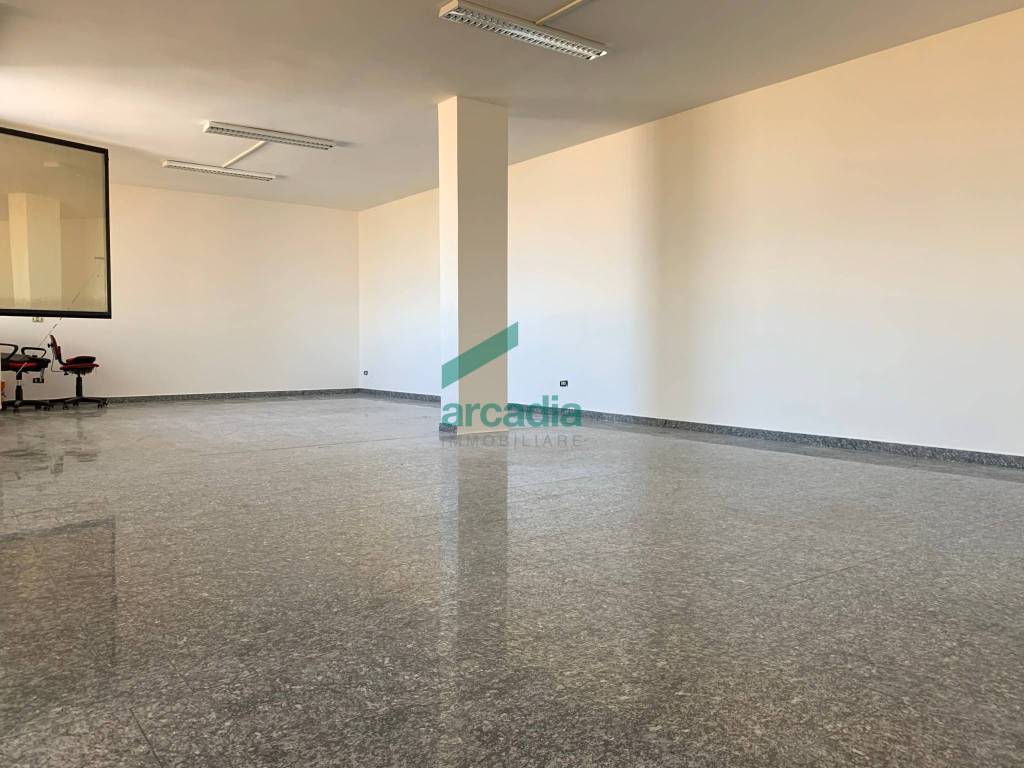 Immobile a Modugno in SP231 - Foto 2