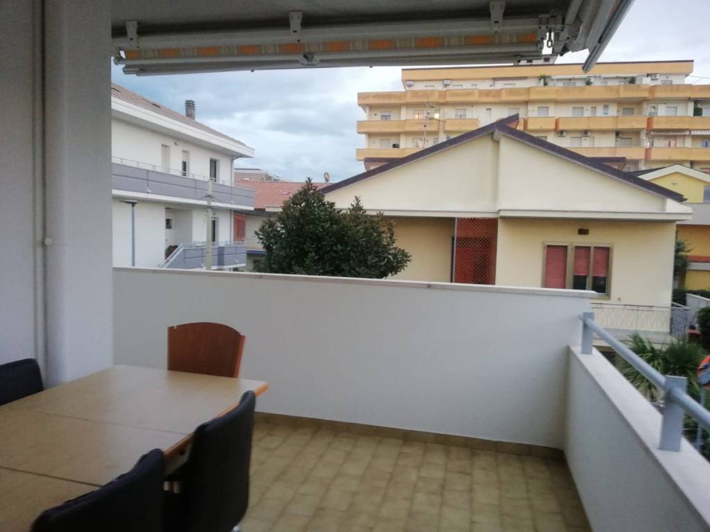 Appartamento a Montesilvano in Via Liguria - Foto 2
