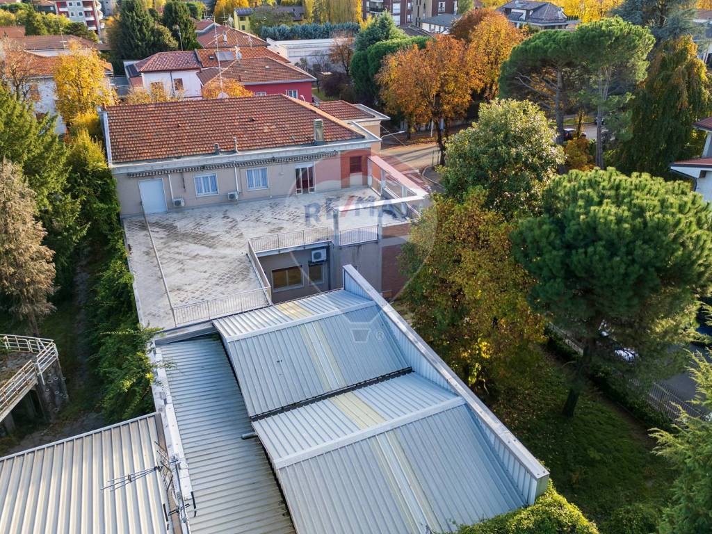 Immobile a Busto arsizio in Viale Ippolito Nievo, 7 - Foto 4