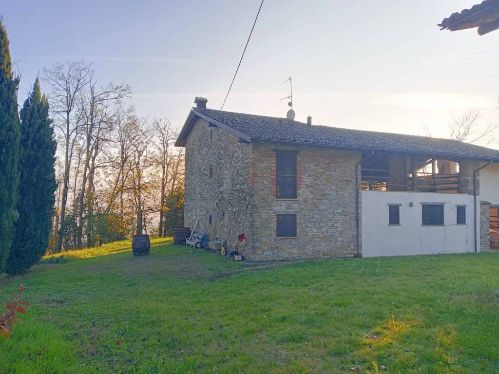 Rustico / casale a Alta val tidone in Località Pendenza - Foto 2
