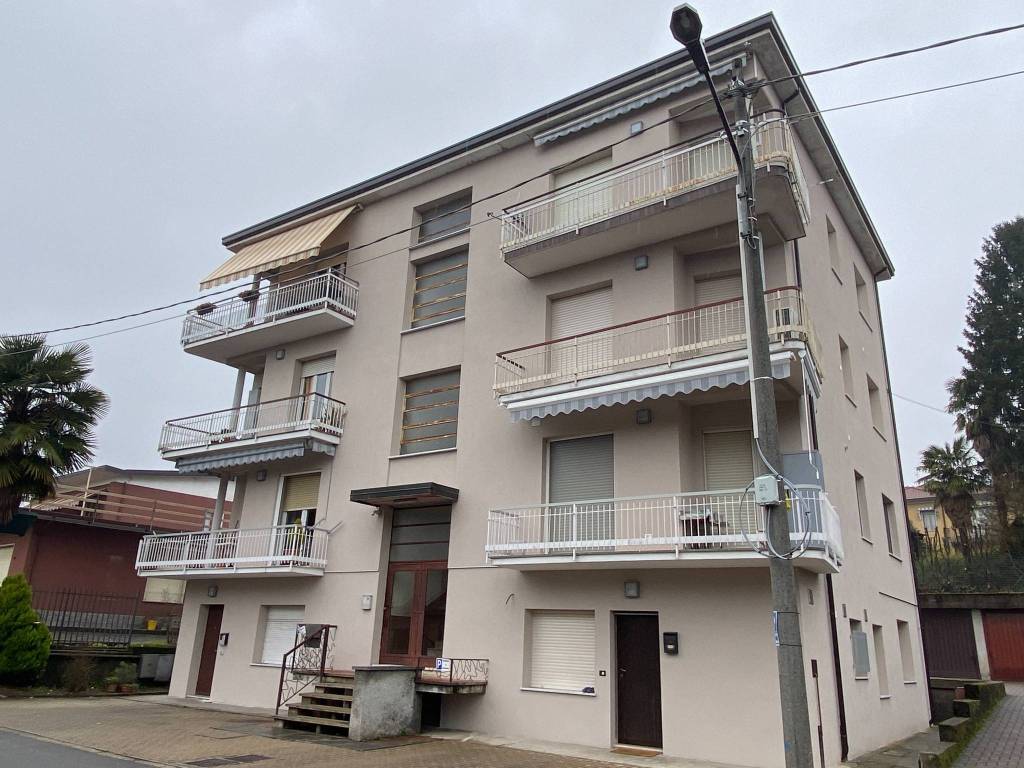 Appartamento a Biandronno in Via Aldo Moro, 6 - Foto 2