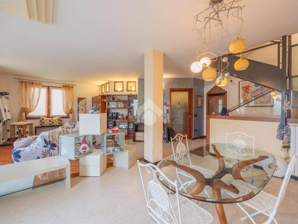 Villa a Fumane in Via Alcide De Gasperi, 31 - Foto 4
