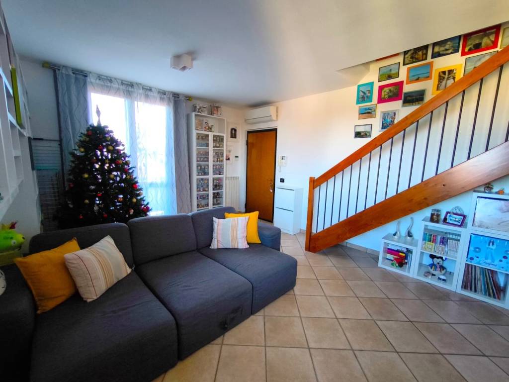 Appartamento a Ferno in Via Arno, 25 - Foto 3