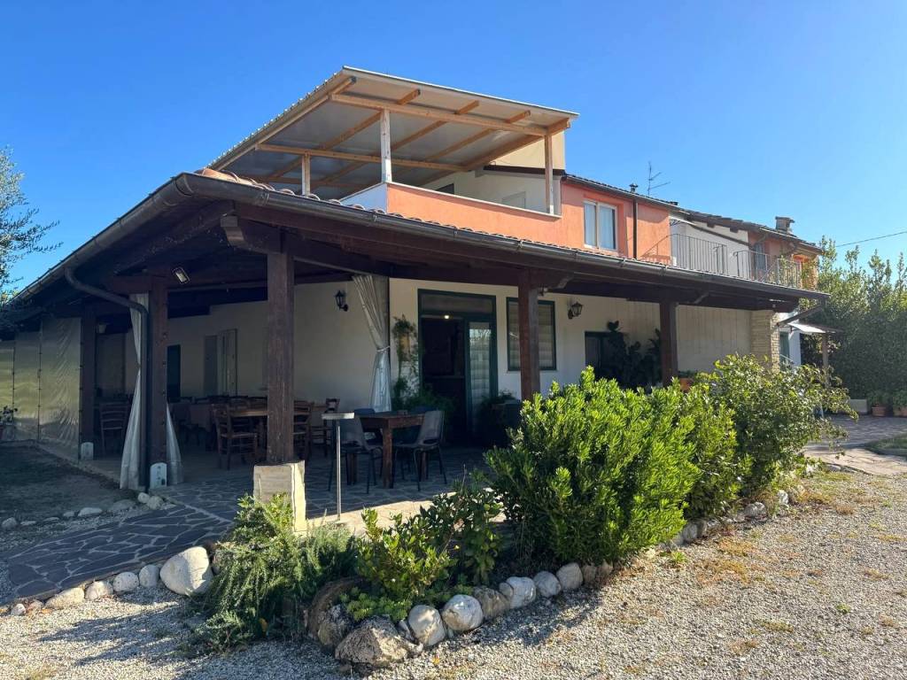 Casa indipendente a Monsampolo del tronto in Contrada Valle Cecchina, 4 - Foto 3