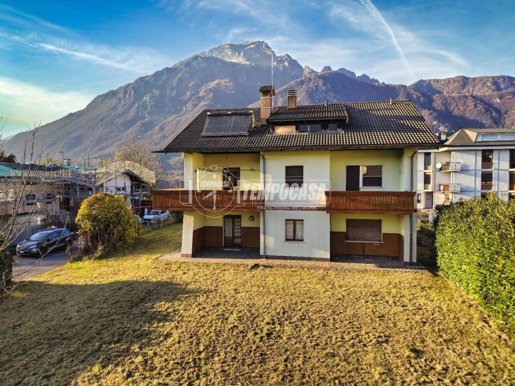 Villa a Ponte nelle alpi in Via dei Zattieri 12 - Foto 2