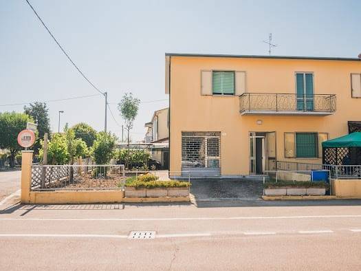 Casa indipendente a Massa lombarda - Foto 2
