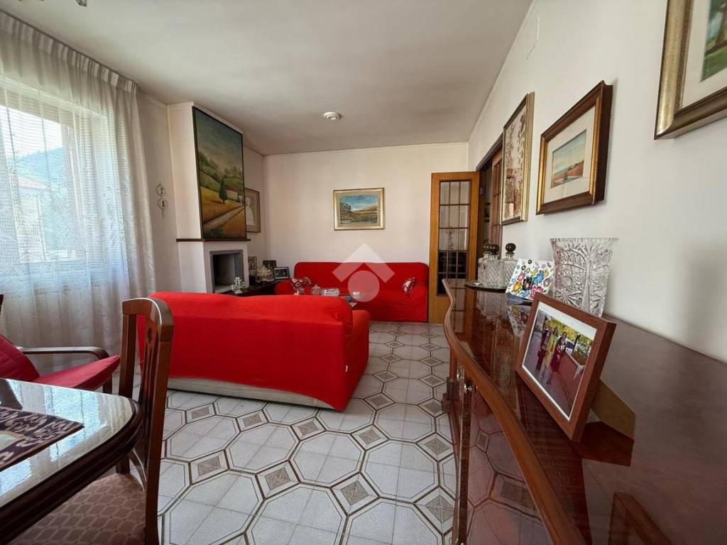 Appartamento a Gubbio in Via Bartolomeo Diaz, 18 - Foto 3