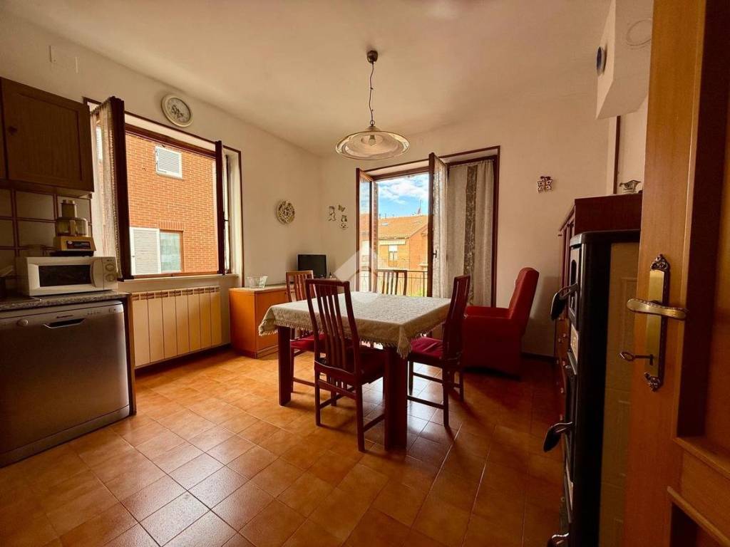 Appartamento a Gubbio in Via Bartolomeo Diaz, 18 - Foto 5