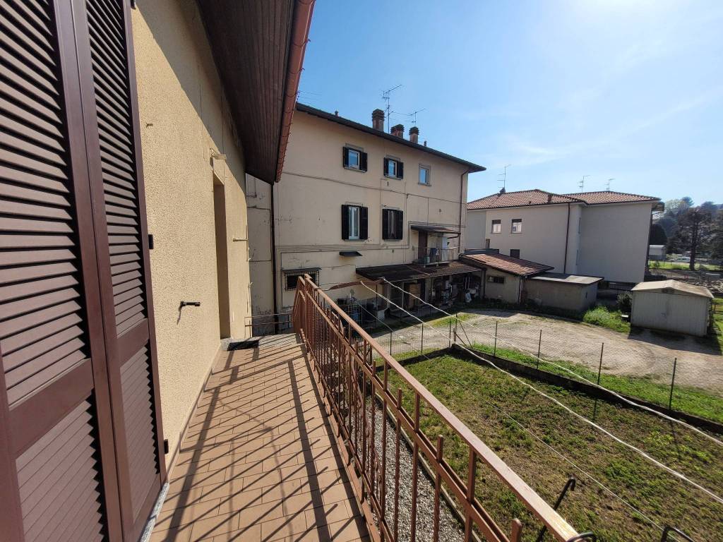 Casa indipendente a Villa guardia in Via Varesina - Foto 4