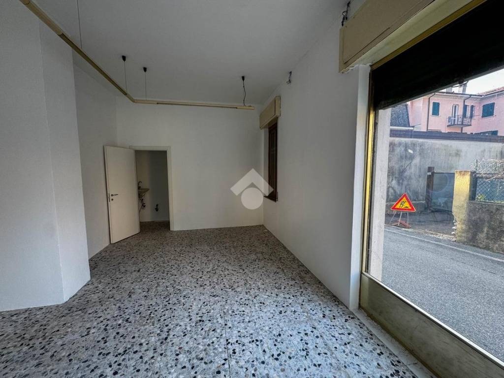 Immobile a Lecco in Via Trento, 18 - Foto 2