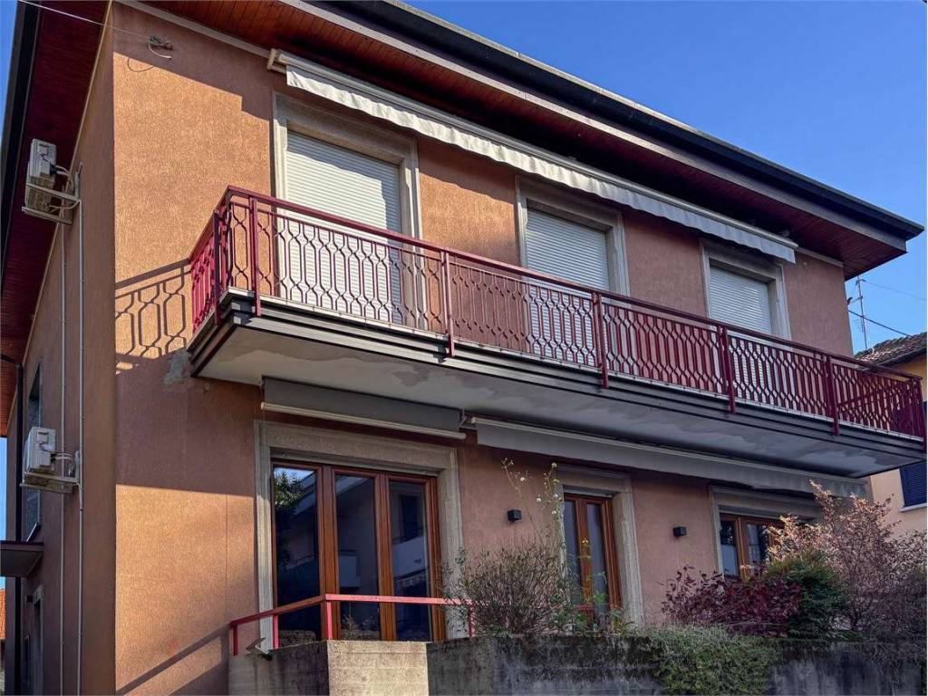 Villa a Albizzate in Via Camillo Benso Conte di Cavour - Foto 5