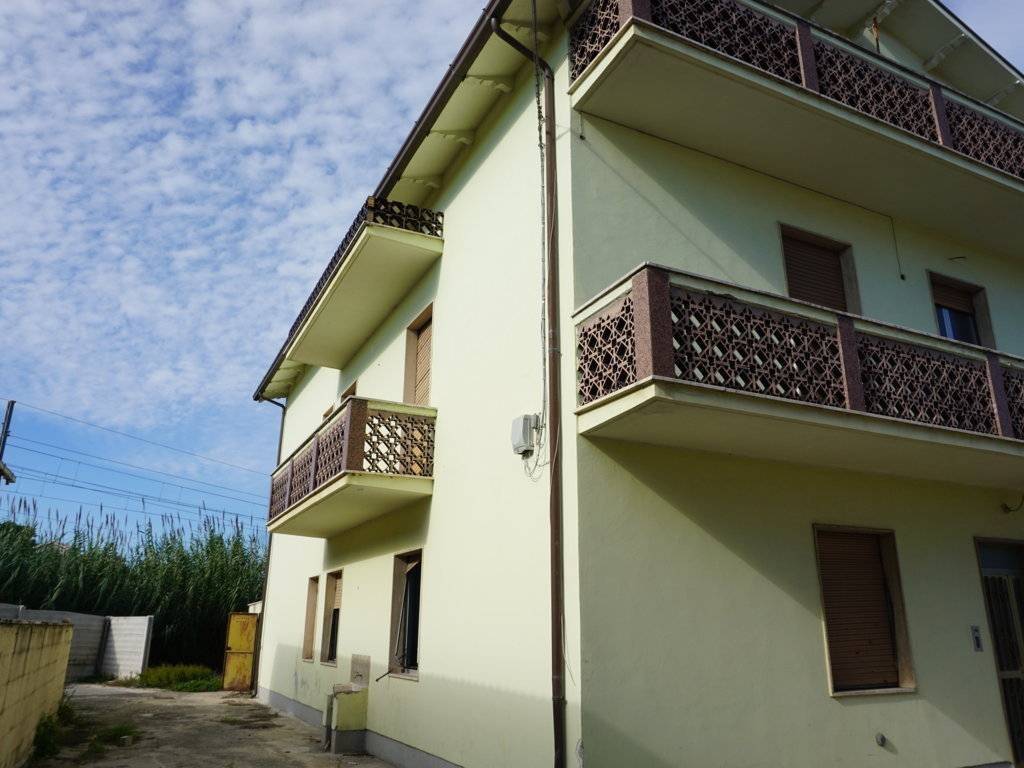 Villa a Martinsicuro in Via Roma, 6 - Foto 3