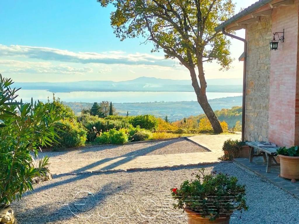 Rustico / casale a Tuoro sul trasimeno in TUORO SUL TRASIMENO - Foto 3