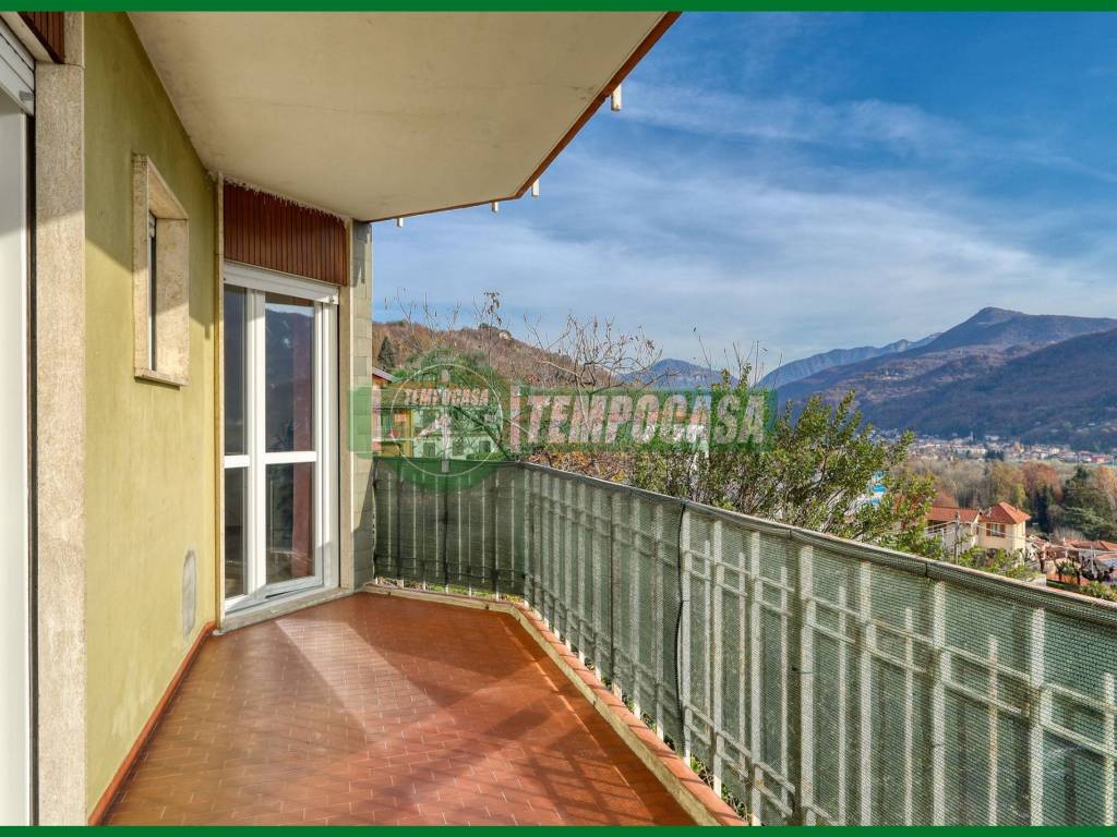 Appartamento a Cuasso al monte in Via Orrigoni - Foto 2