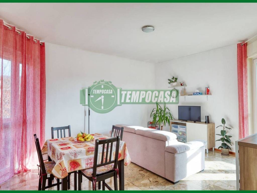 Appartamento a Cuasso al monte in Via Orrigoni - Foto 5