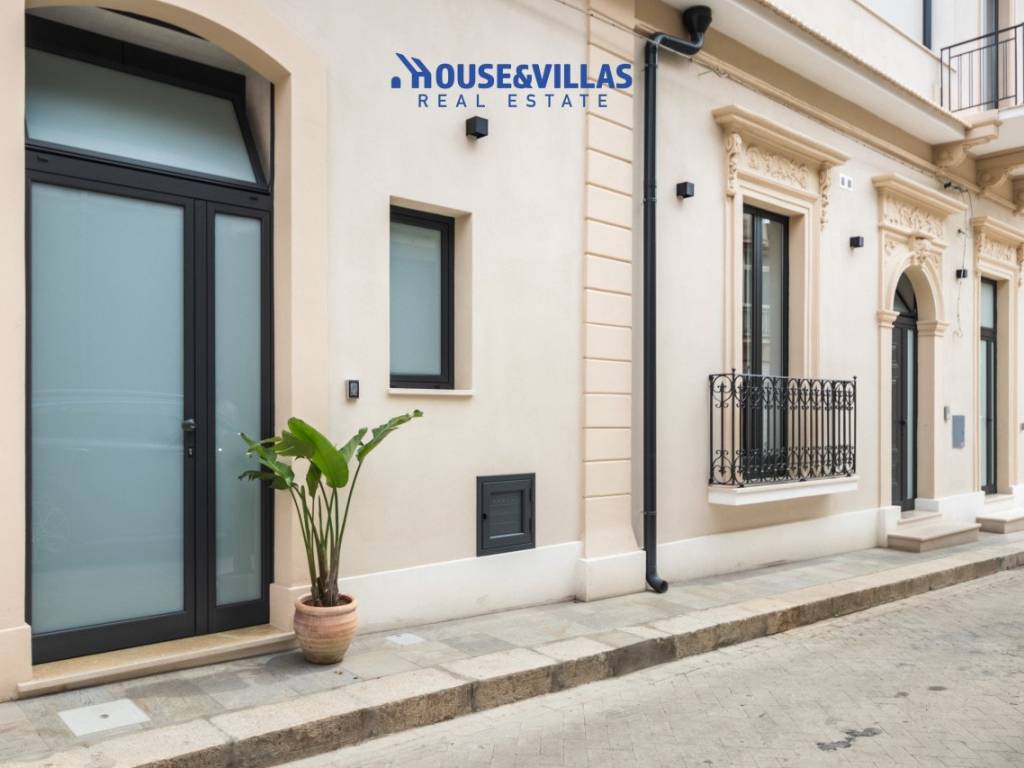Casa indipendente a Avola in Via Custoza - Foto 2