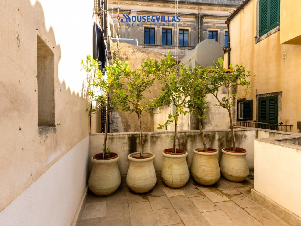 Appartamento a Noto in Corso Vittorio Emanuele - Foto 2