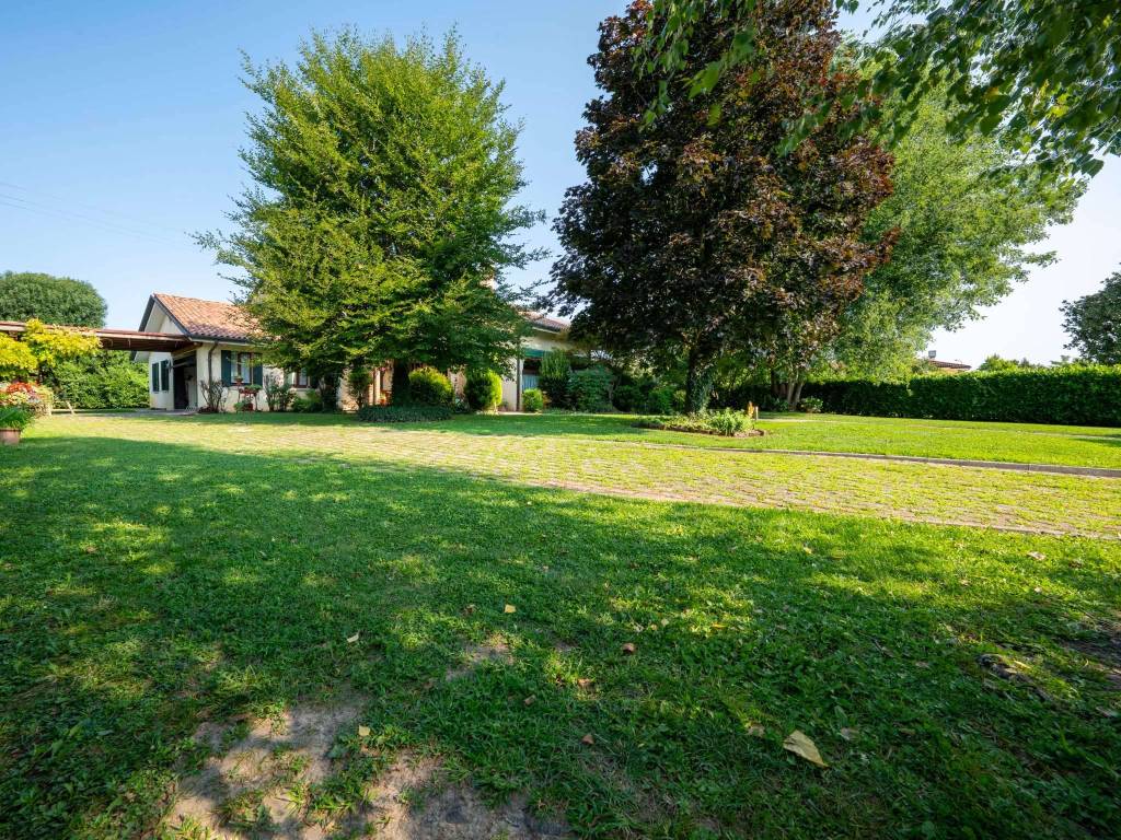 Casa indipendente a Oderzo in Via Le Basse 8-10 - Foto 3