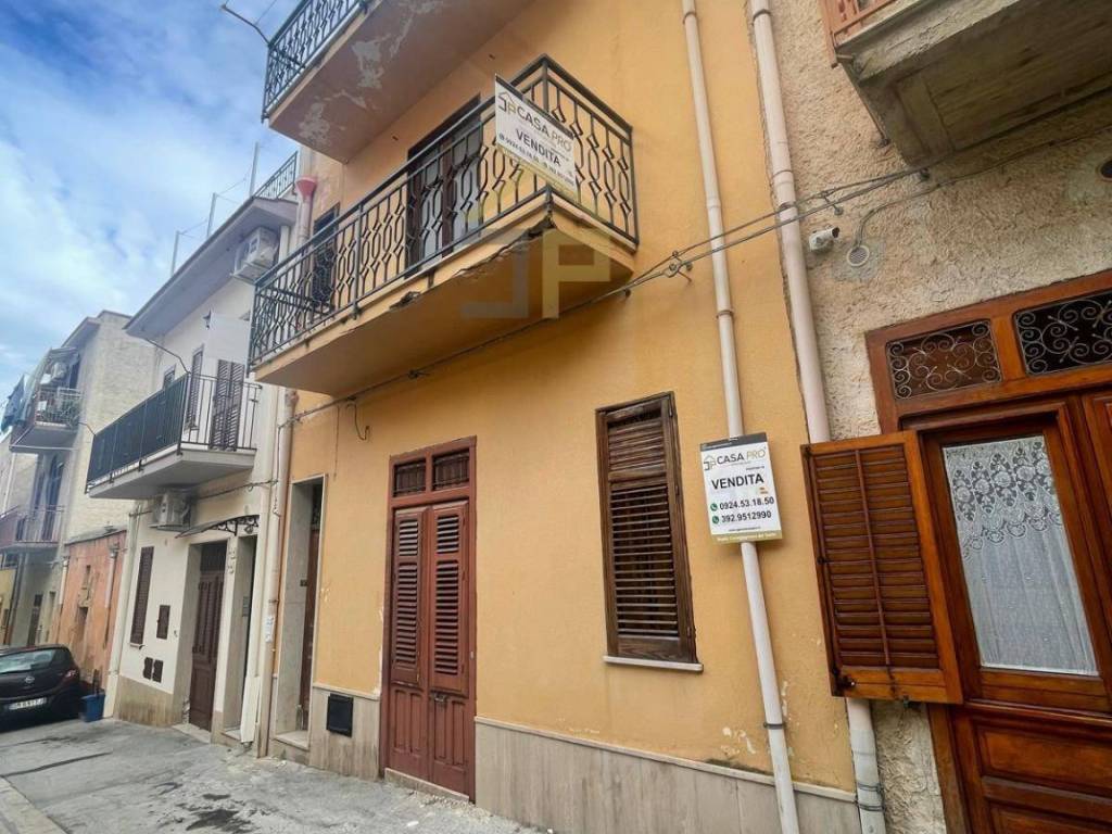 Casa indipendente a Castellammare del golfo in Pergola - Foto 2
