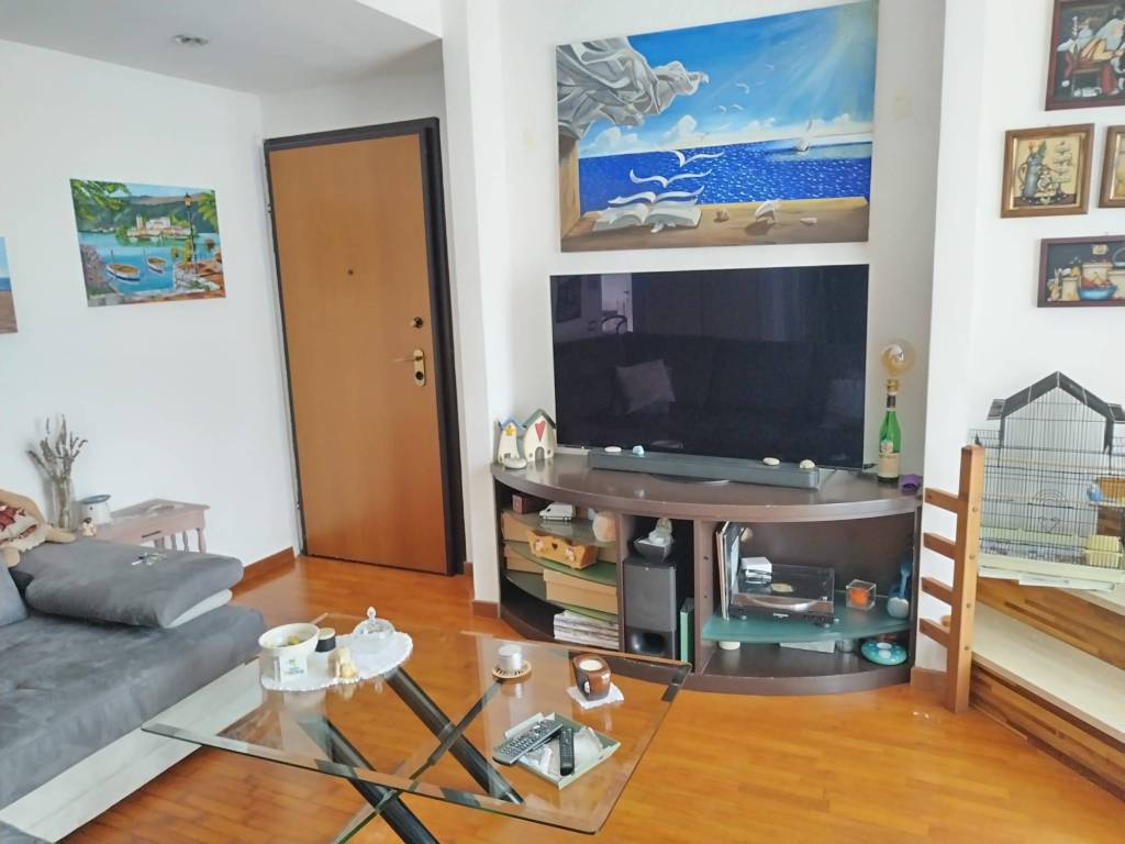 Appartamento a Carnago in Via Pio XII, 13 - Foto 3