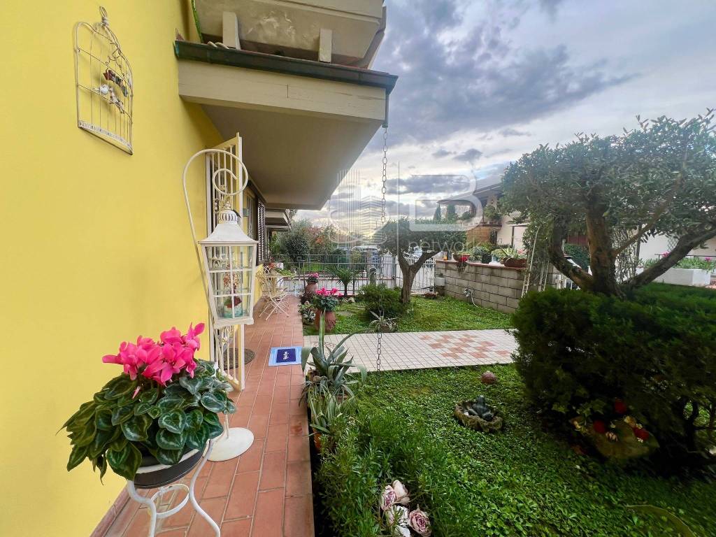 Villa a Massa e cozzile in Largo Padre Ernesto Balducci - Foto 3