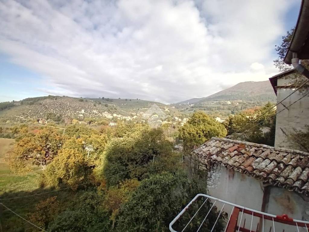 Appartamento a Spoleto in località via della semina, 45 - Foto 5