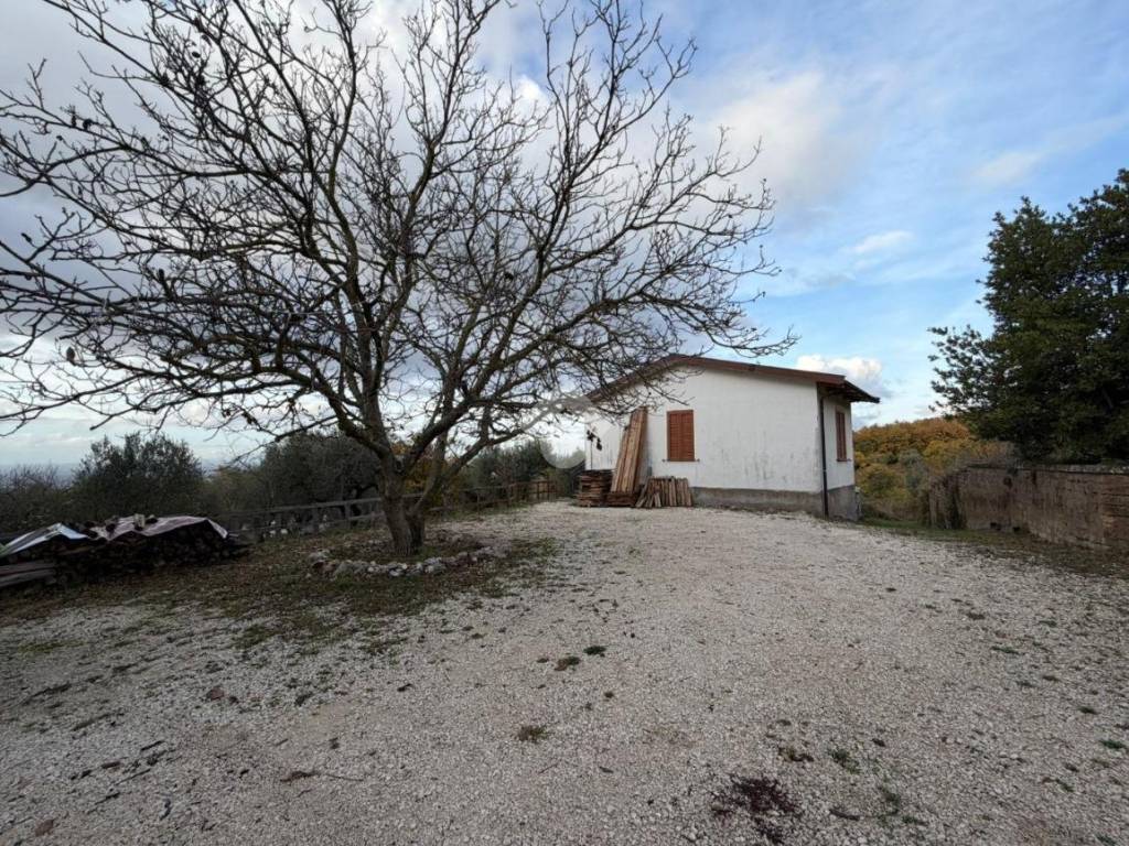 Villa a Viterbo in Strada Case Grandi - Foto 2