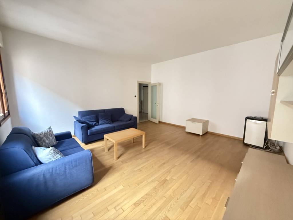 Appartamento a Cremona in Via Cesare Battisti, 10 - Foto 3