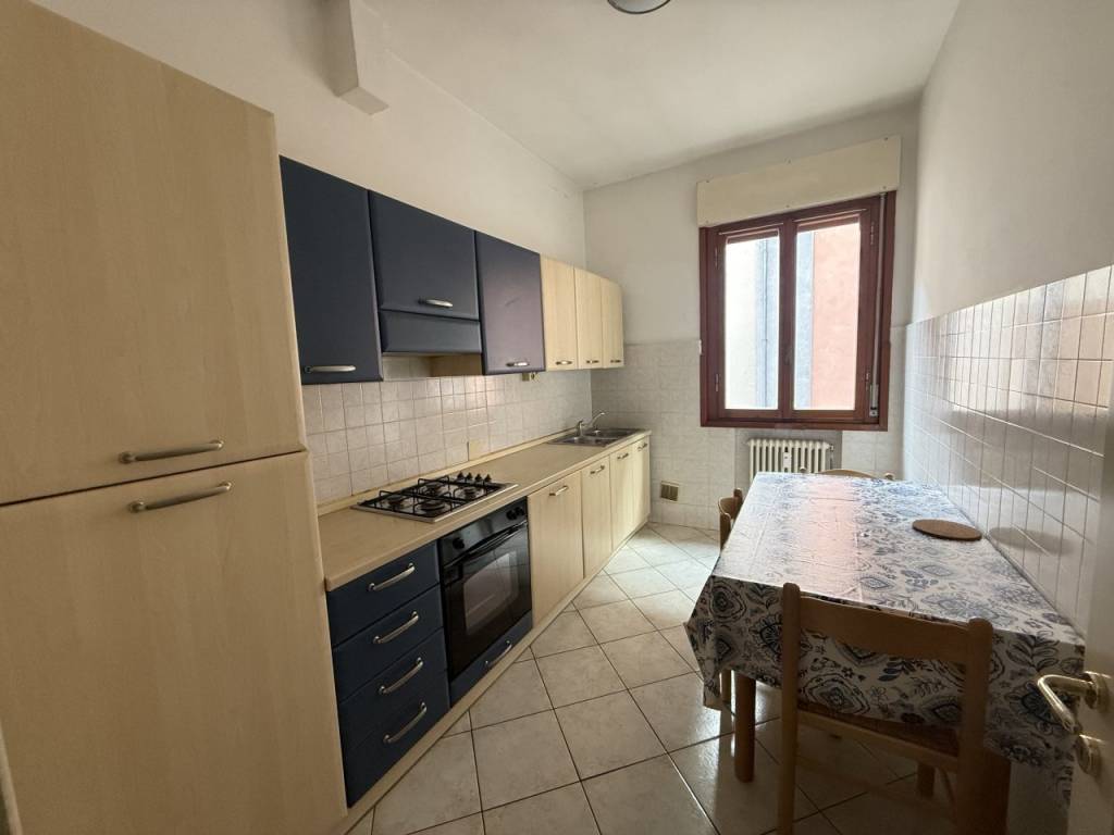 Appartamento a Cremona in Via Cesare Battisti, 10 - Foto 4