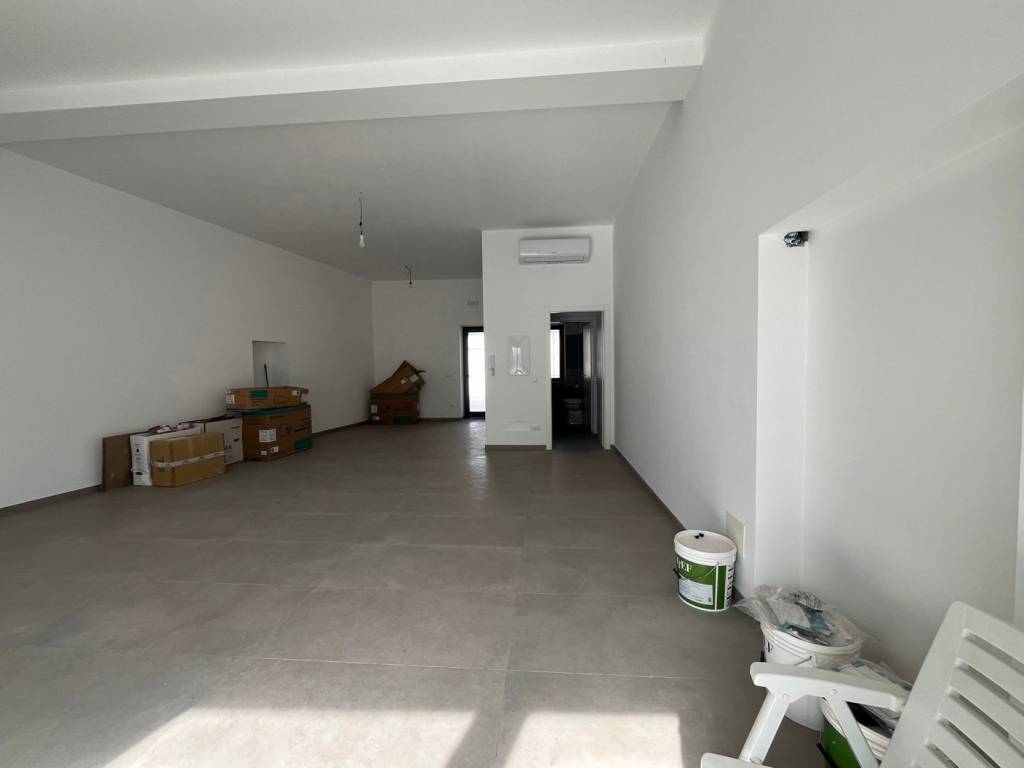 Immobile a Barcellona pozzo di gotto in VIA STATALE ORETO, 59 - Foto 4