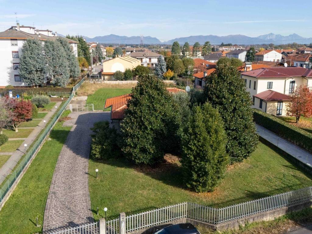 Villa a Cislago in VIA MASCAGNI - Foto 4