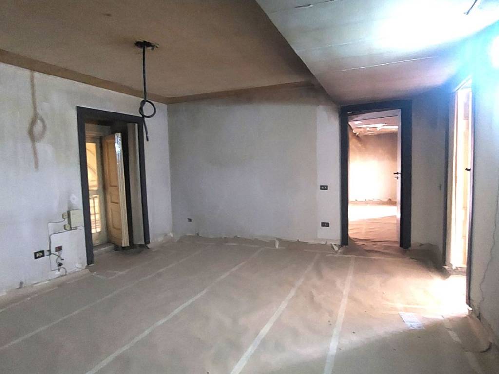 Appartamento a Portici in Corso Giuseppe Garibaldi, 83 - Foto 4