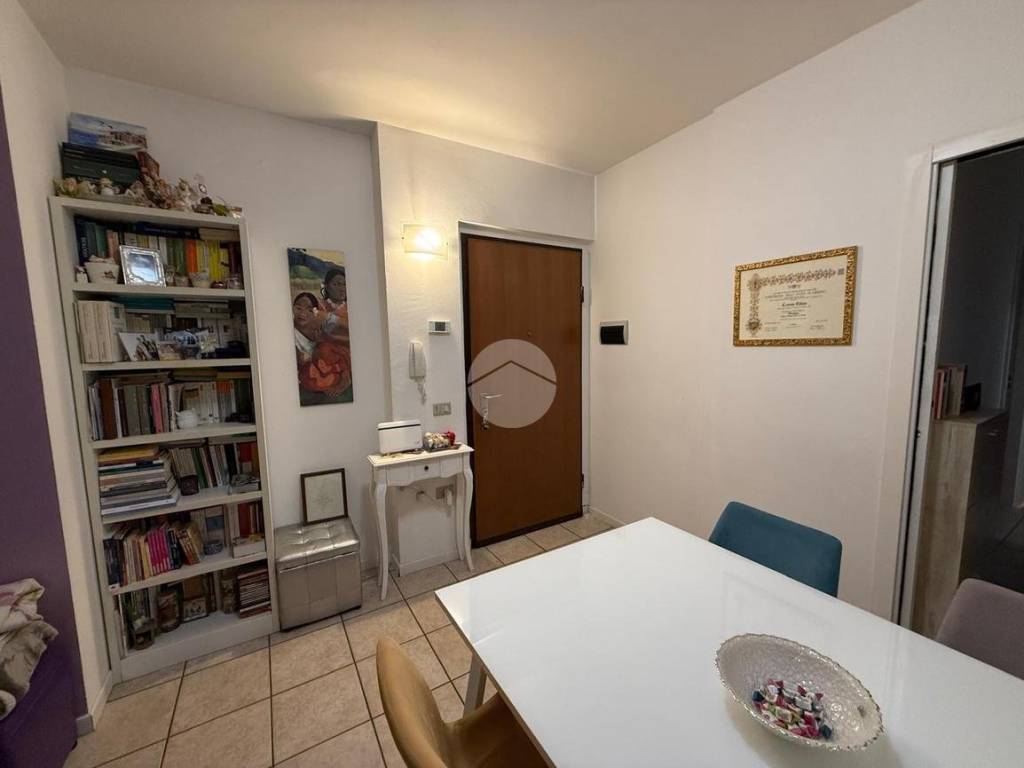 Appartamento a Cartoceto in Piazza Papa Giovanni Paolo II, 14 - Foto 2