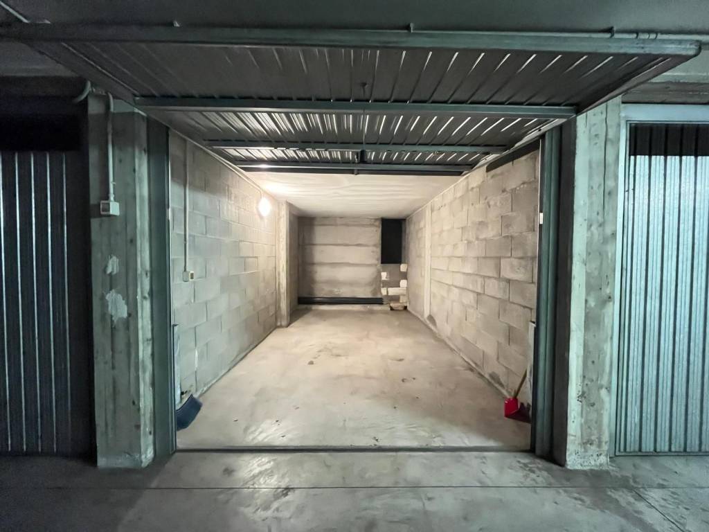 Box / garage a Brescia in Via Gerolamo Lamberti, 13 - Foto 3
