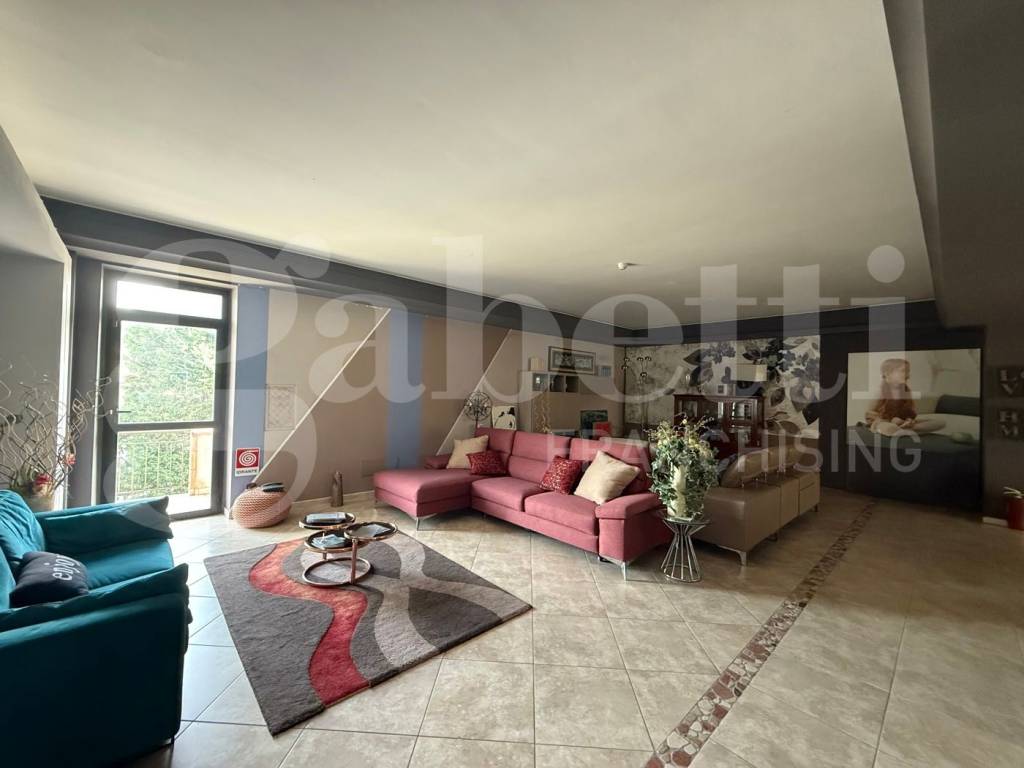 Immobile a Catanzaro in VIA LUCREZIA DELLA VALLE , 102/1 - Foto 4