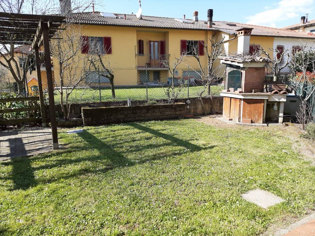 Casa indipendente a Vicchio in Via del Padule - Foto 2