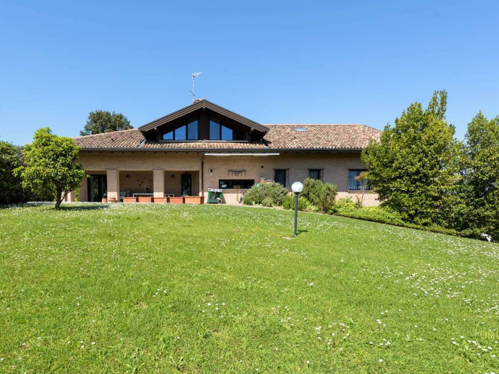Villa a Moruzzo in Via Vincenzo Monti - Foto 2