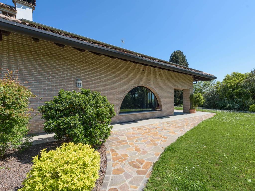 Villa a Moruzzo in Via Vincenzo Monti - Foto 4
