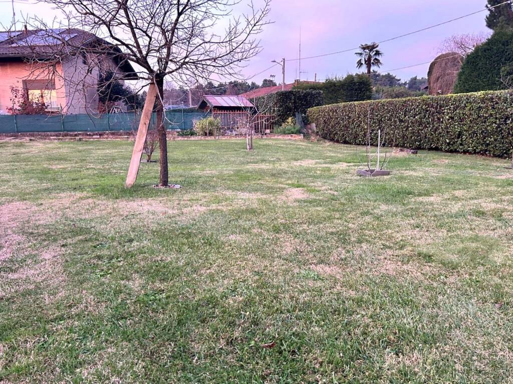 Terreno a Vedano olona in Via Alessandro Volta, 1 - Foto 5