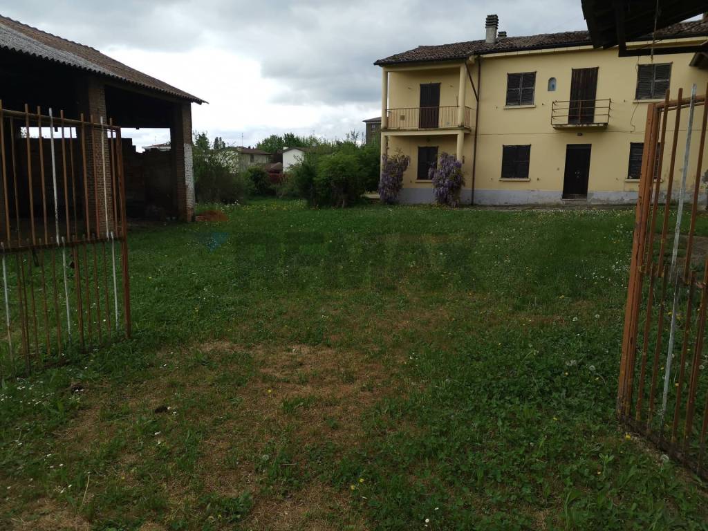 Casa indipendente a Stradella in via San Zeno, 8 - Foto 3