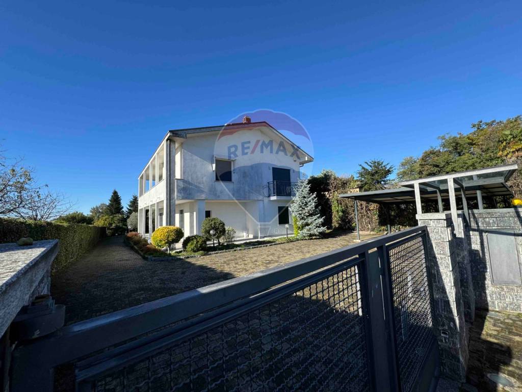 Villa a Morazzone in VIA MANZONI, 24 - Foto 2