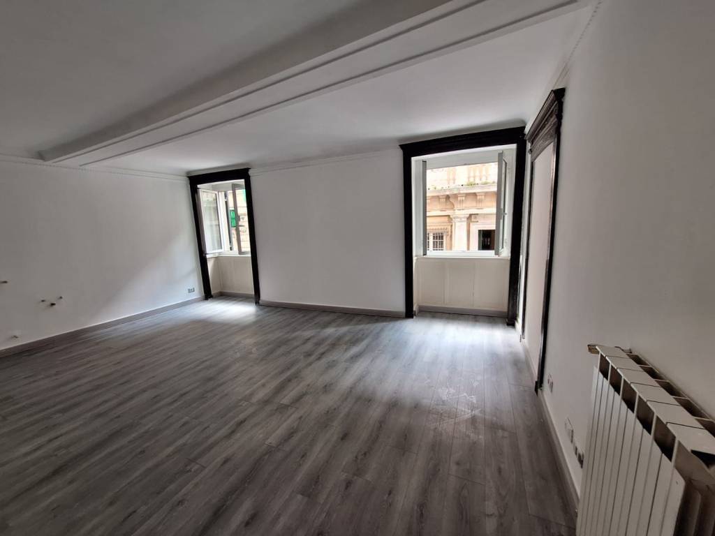 Appartamento a Genova in Via Benedetto Cairoli - Foto 3