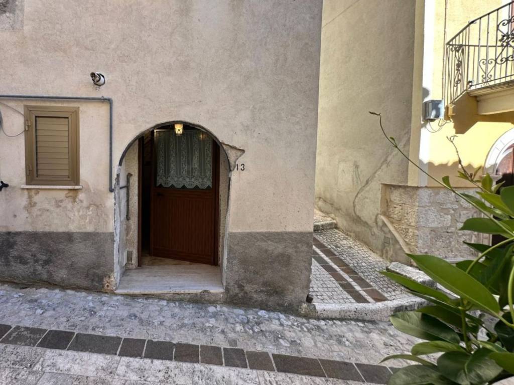 Casa indipendente a Caramanico terme in Via del Morrone - Foto 4