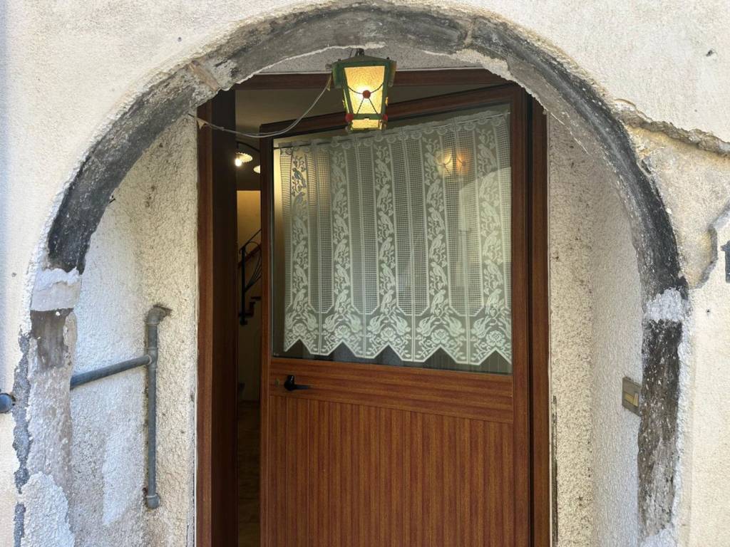 Casa indipendente a Caramanico terme in Via del Morrone - Foto 5