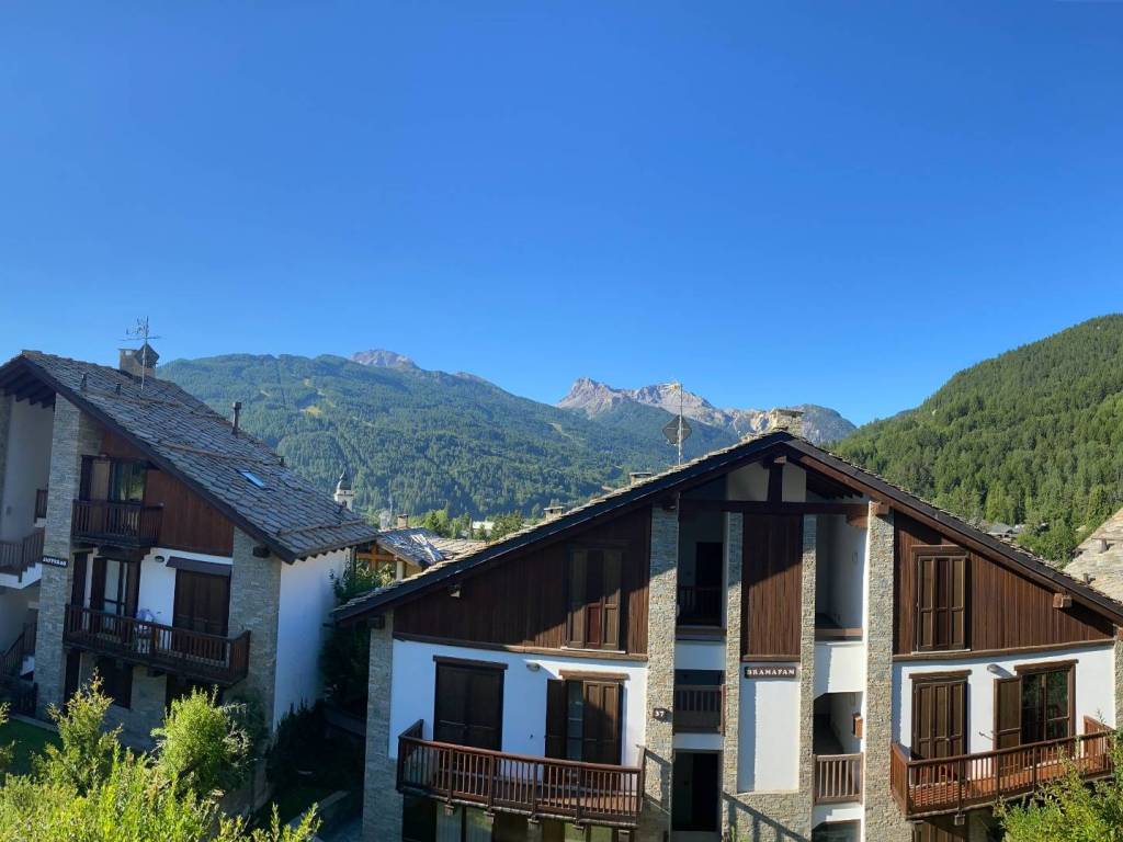 Appartamento a Bardonecchia in Via San Giorgio - Foto 2