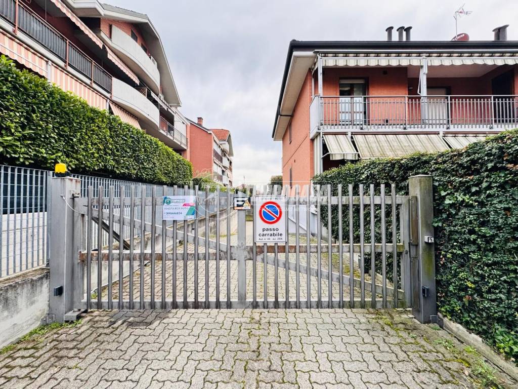 Box / garage a Settimo torinese in Via Alpi Graie - Foto 2