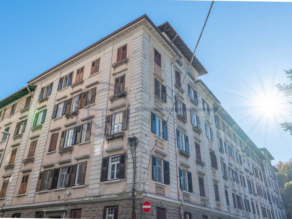 Appartamento a Trieste in Via Valmartinaga, 8 - Foto 2