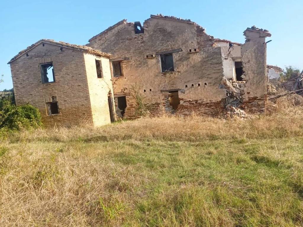 Rustico / casale a Treia in Contrada Vallonica No Number - Foto 2