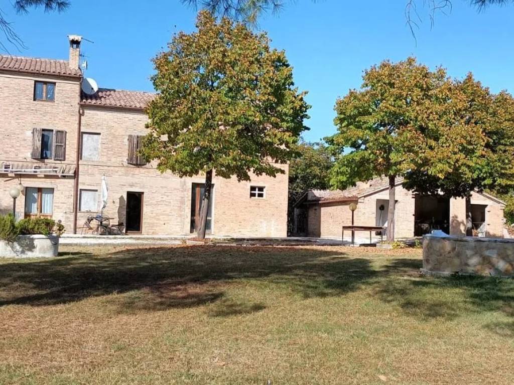 Villa a Treia in Contrada Pianciano - Foto 3